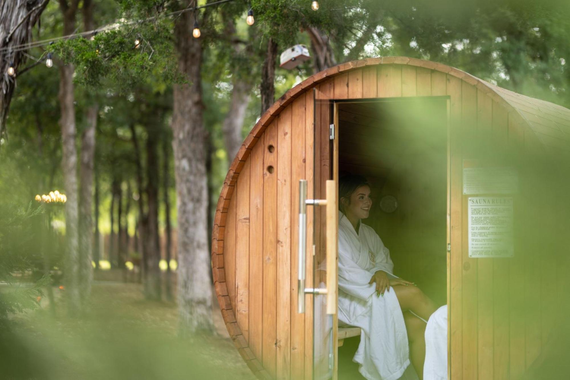 7744 Ranch Glamping Resort Остин Екстериор снимка